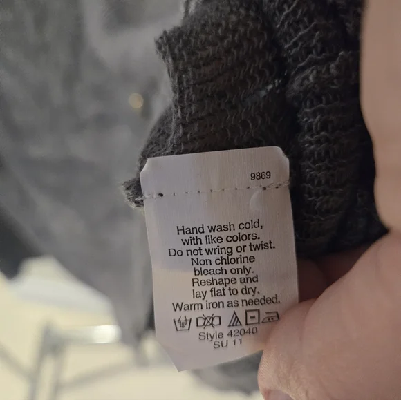 J Crew Linen V Neck Sweater In Grey Size Medium - Picture 5 of 6